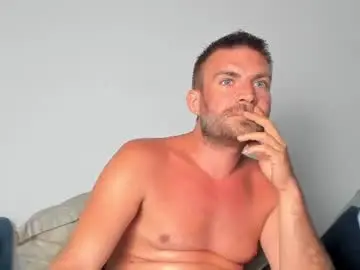 Chaturbate Live Sex of 10in_deluxe