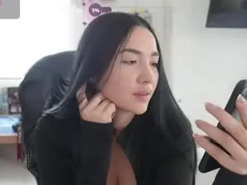 Chaturbate Adult Video Chat of emma_johnson_