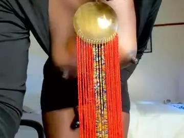 Chaturbate Live Sex Cam of ebonyqueen_11