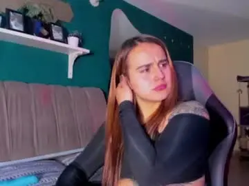 Chaturbate Sex Cam of evy_orange1