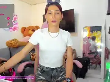 Chaturbate Best live sex cam show of laurencesophiets