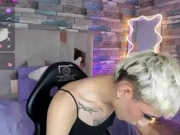 Chaturbate Live Porn of cyrus_tay