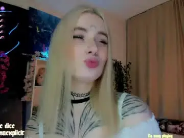 Chaturbate Free Porn Cam of snake_bites