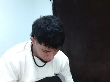 Chaturbate Best live sex cam show of alucard_smith_