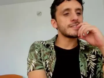 Chaturbate Sex Cam of halle_1