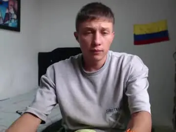 Chaturbate Live Sex Cam of stiiveen777