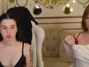 Chaturbate Live Sex Cam of sweetdesiree_