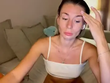 Chaturbate Watch Live Sex Cams of aliceevan