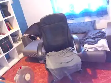 Chaturbate Free Live Porn of ravingr3d3