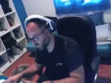 Chaturbate Free Live Porn of ravingr3d3