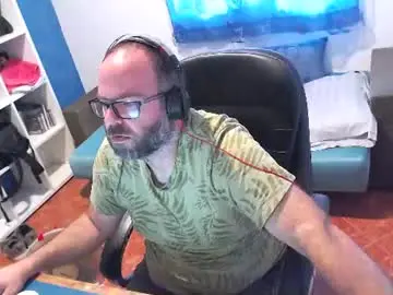 Chaturbate Adult Video Chat of ravingr3d3