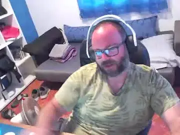 Chaturbate Live Sex Cam of ravingr3d3