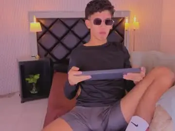 Chaturbate Watch Live Sex Cams of dave_eliot