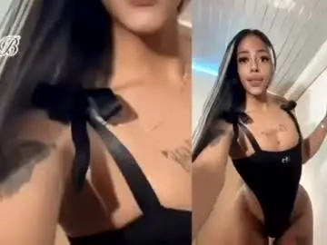 Chaturbate Live Sex Cam of clermontt