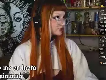 Chaturbate Live Sex Cam of silly_soul
