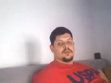 Chaturbate Live Porn of famousboy1