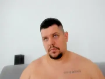 Chaturbate Adult Video Chat of famousboy1