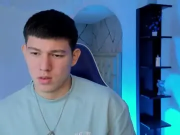 Chaturbate Live Porn of james_cr