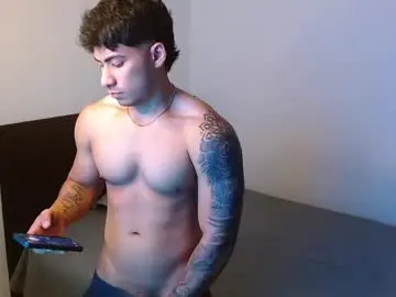 Chaturbate Live Sex Cam of m1chaelx_