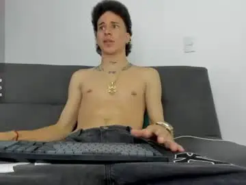 Chaturbate Live Sex Cam of maxxx_bigcock