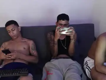 Chaturbate Live Sex of alphas_latins
