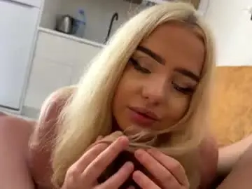 Chaturbate Adult Video Chat of blonde8888