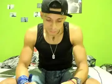 Chaturbate Live Sex of brunocuttie94