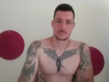 Chaturbate Sex Chat of tattooedhunk_
