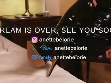 Chaturbate Live Sex Cam of anette_belorie