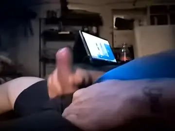 Chaturbate Live Sex of daddys_belthand