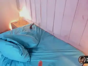 Chaturbate Sex Chat of hillarycollins