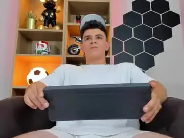 Chaturbate Sex Chat of mikecooper_