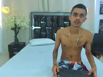 Chaturbate Watch Live Sex Cams of lala_and_deivy