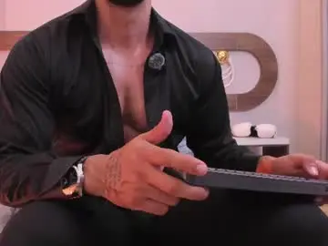 Chaturbate Nude Webcam of mateo_ospinaa