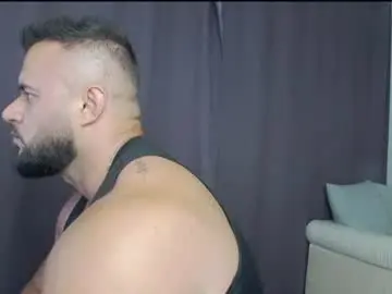 Chaturbate Free Live Porn of rickymiami1