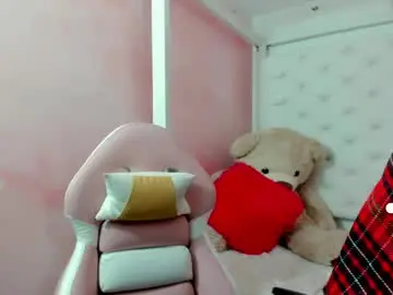 Chaturbate Adult Video Chat of valentina__ortiz