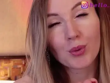 Chaturbate Sex Chat of hello_lisha