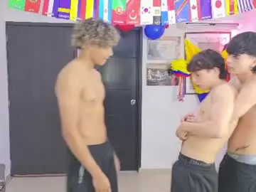 Chaturbate Watch Live Sex Cams of masters_sexx