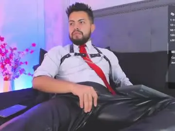 Chaturbate Best live sex cam show of lucca_mallard