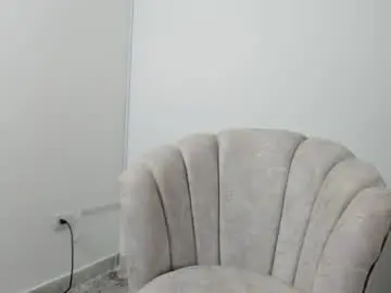 Chaturbate Live Sex Cam of stiven_cum2