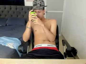 Chaturbate Sex Chat of white_master444