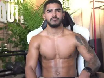 Chaturbate Best live sex cam show of reik_von