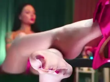 Chaturbate Live Porn of evelingoddess