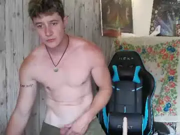 Chaturbate Live Sex Cam of frenchhornybibs