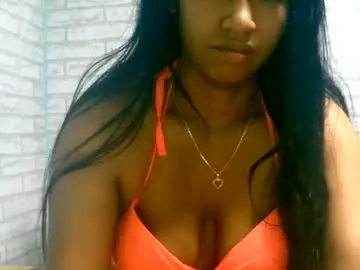 Chaturbate Free Live Porn of ariah13