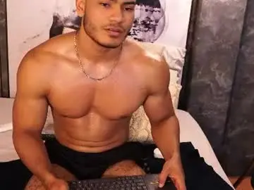 Chaturbate Free Porn Cam of andrewcollen