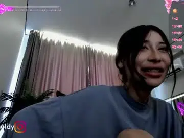 Chaturbate Live Sex Cam of jinny_gold