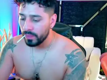Chaturbate Watch Live Sex Cams of ostin_big21