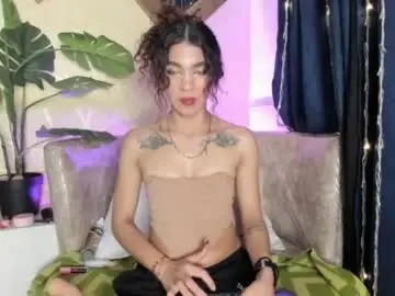Chaturbate Free Live Porn of evelyn__rose1
