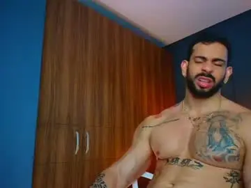 Chaturbate Live Porn of massimo_visconti